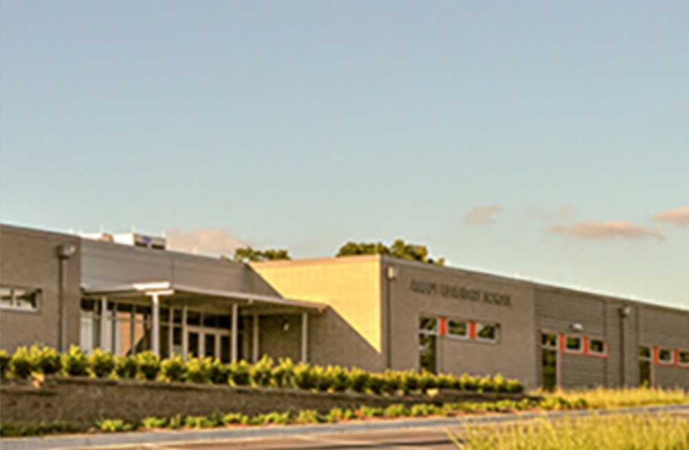 SCHOOL PROCEDURES Procedimientos escolares Amboy Elementary School